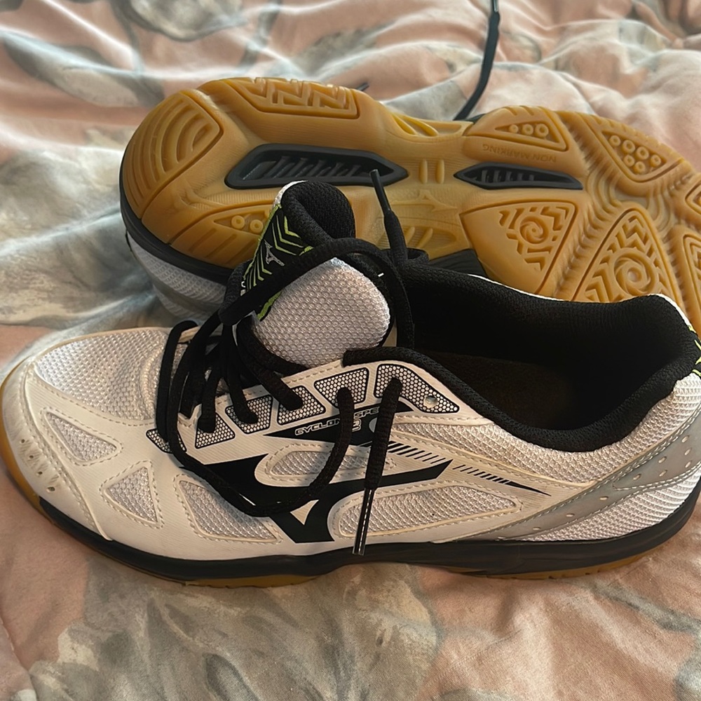 White/black volleyball shoes